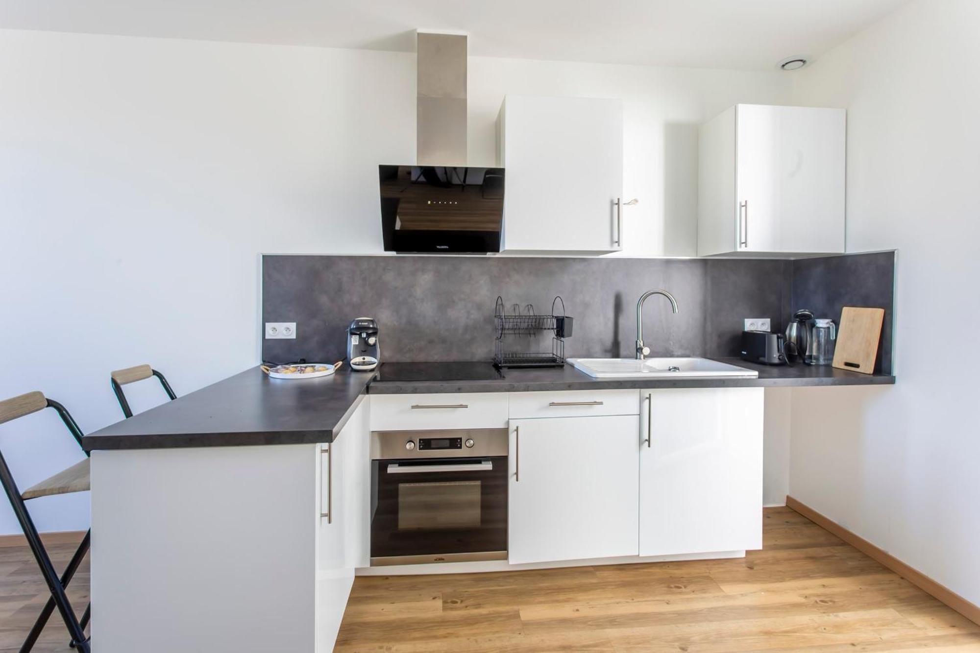 Appartement Lovely Bellamy Centre-ville Gare Maison Neuve