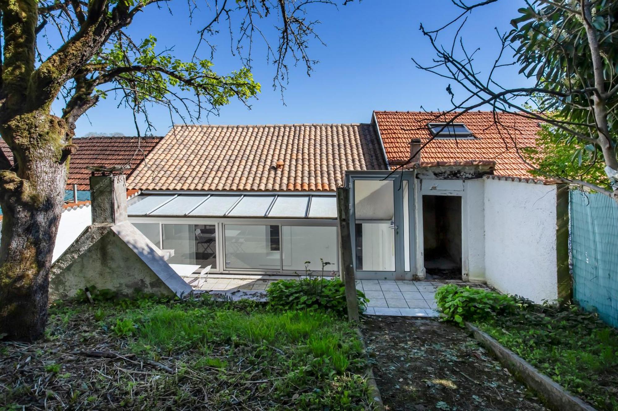 Lovely Bellamy Centre-ville Gare Maison Neuve Appartement